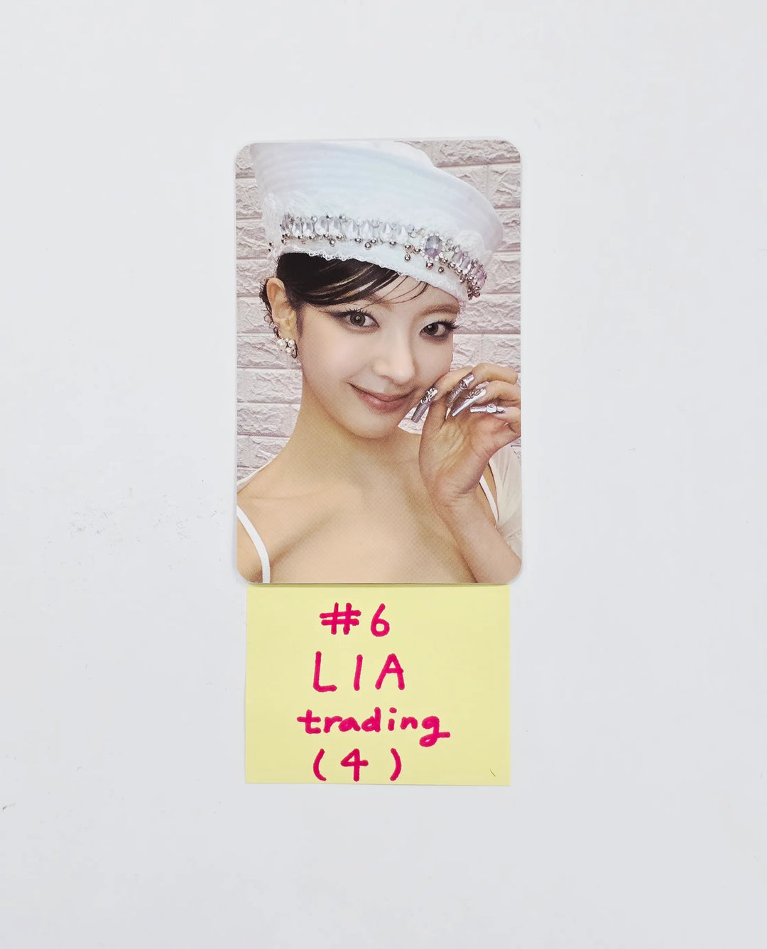 ITZY "Motto" - POP-UP Store Random Trading Photocard [26.05.20]