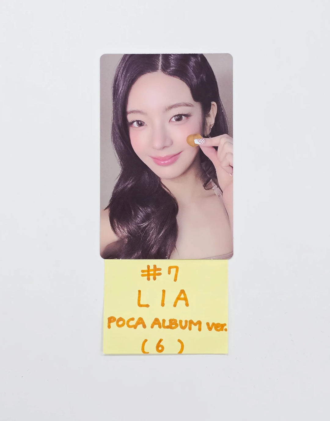 ITZY "Motto" - Official Photocard (POCAALBUM Ver.) [26.05.20] [Restocked 05/26]