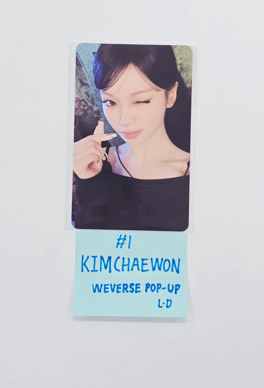 LE SSERAFIM "PUREFLOW" - Weverse Shop POP-UP Store Lucky Draw Event Photocard [26.05.22]