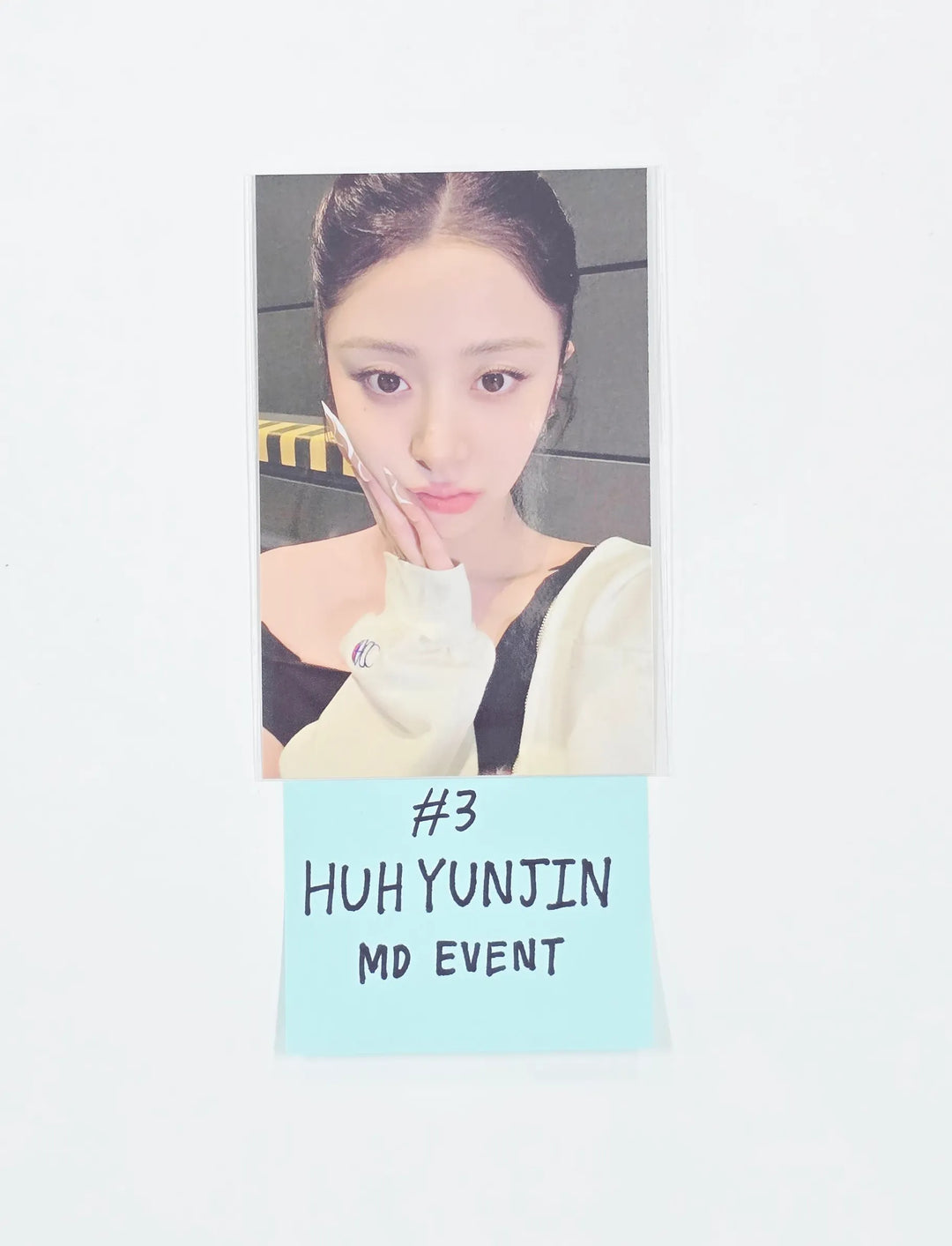 LE SSERAFIM "PUREFLOW" - POP-UP Store MD Event Photocard [26.05.22]
