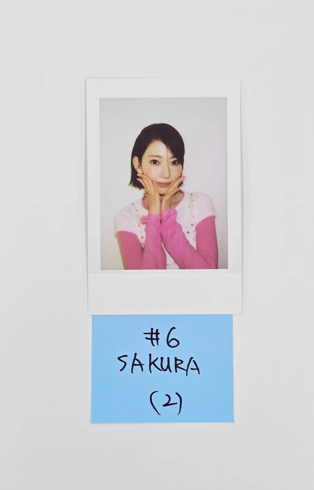 LE SSERAFIM "PUREFLOW" - POP-UP Store Random Trading Instant Photocard [26.05.22]