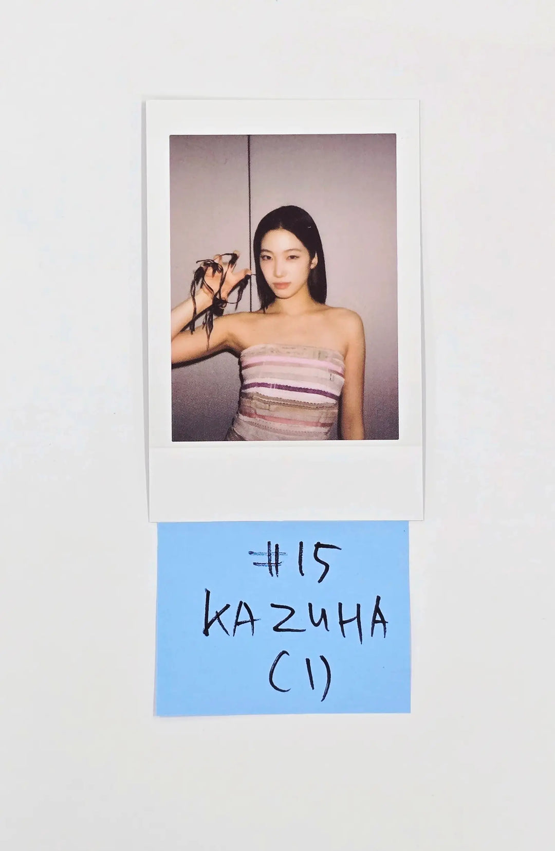 LE SSERAFIM "PUREFLOW" - POP-UP Store Random Trading Instant Photocard [26.05.22]