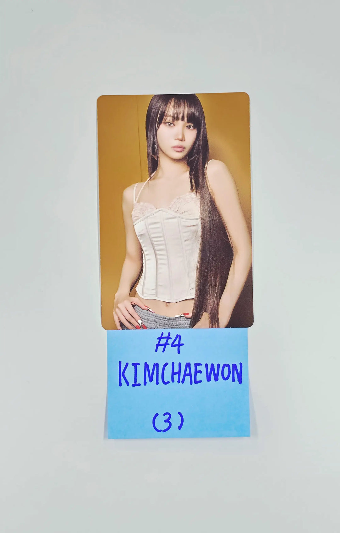 LE SSERAFIM "PUREFLOW" - POP-UP Store Random Trading Mini Photocard [26.05.22]