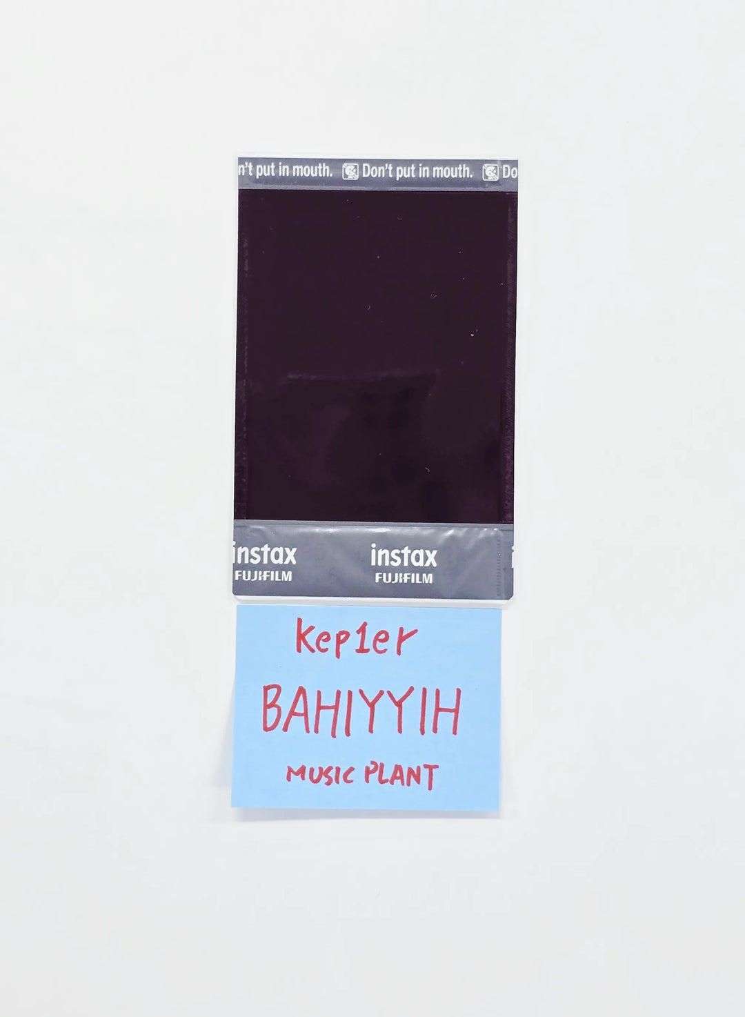 BAHIYYIH (of Kep1er) - Hand Autographed(Signed) Polaroid [26.05.26