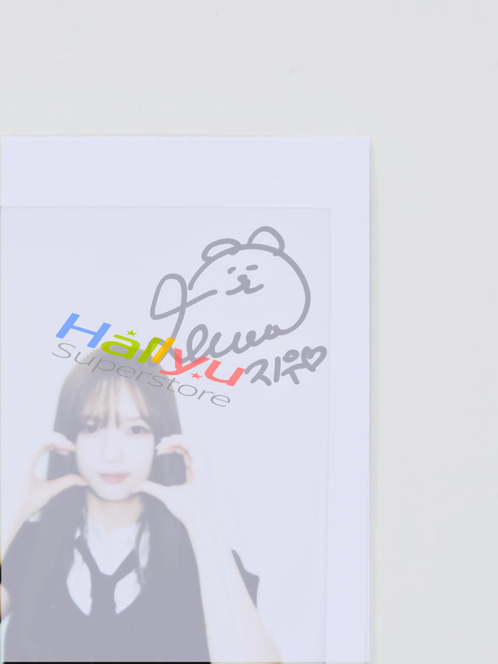 JiWoo (of TripleS) - Hand Autographed(Signed) Polaroid [26.05.26]