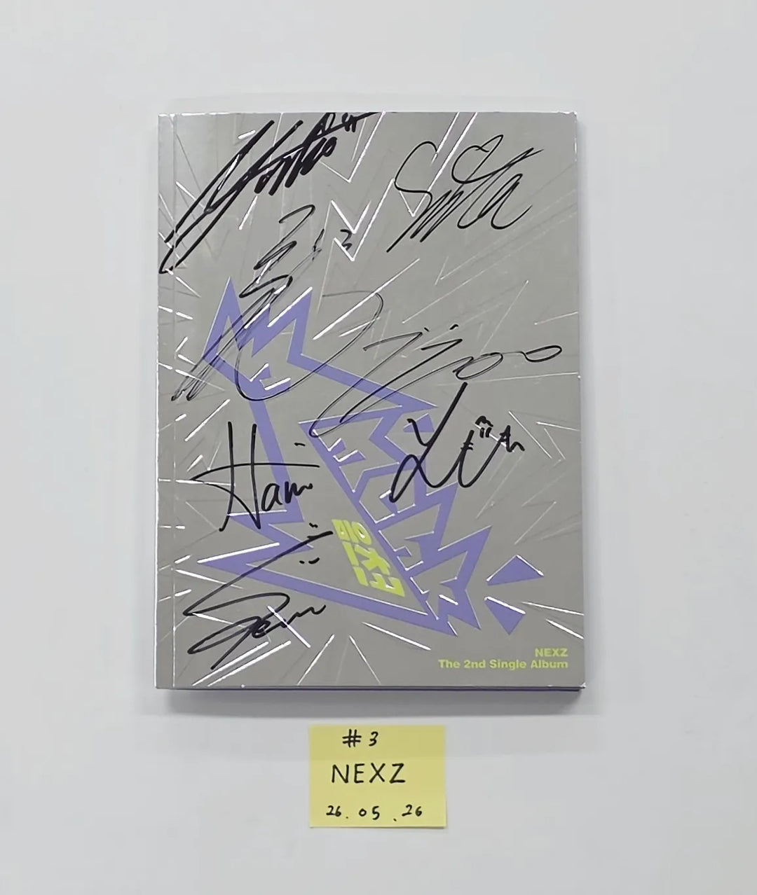 NEXZ "Mmchk" - Hand Autographed(Signed) Promo Album [26.05.26]
