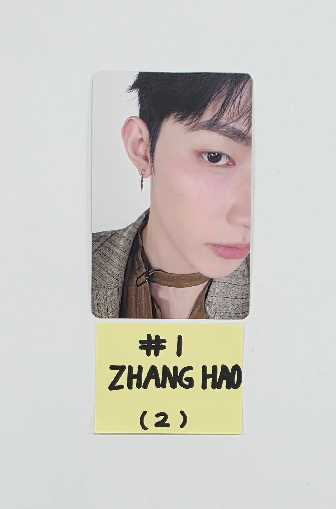 AND2BLE "Sequence 01: Curiosity" - Official Photocard [26.05.28][Restocked05/29]