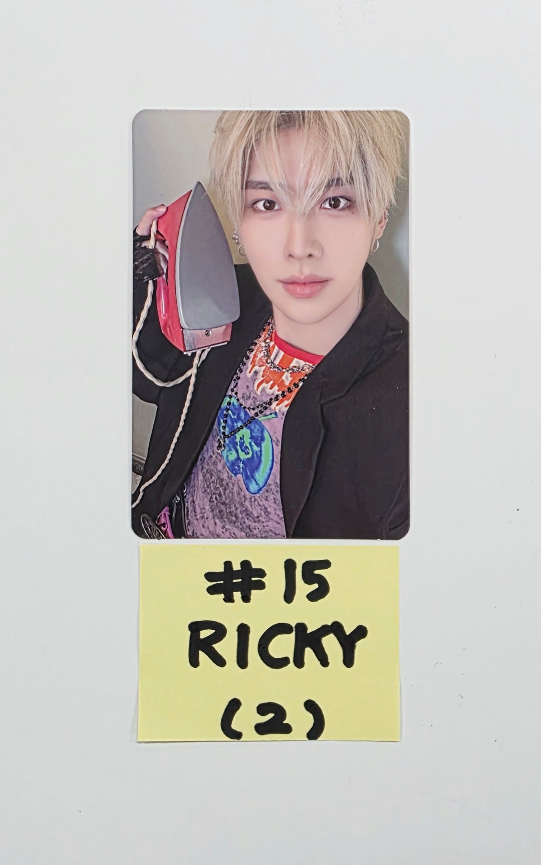 AND2BLE "Sequence 01: Curiosity" - Official Photocard [26.05.28][Restocked05/29]