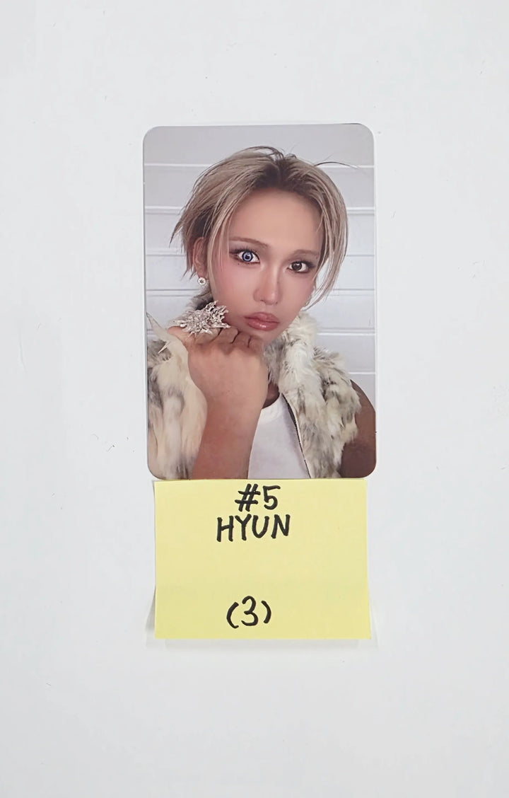 XLOV "I,God" - Official Photocard [26.05.29]