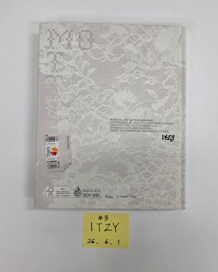 ITZY "Motto"- Hand Autograhped(Signed) Promo Album [26.06.01]