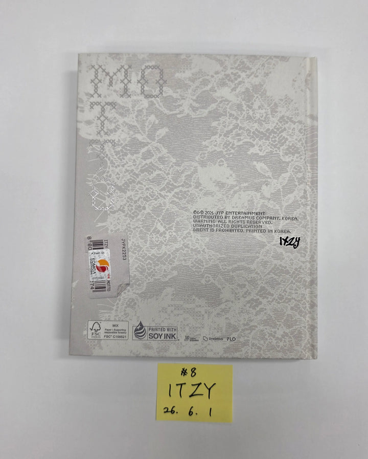 ITZY "Motto"- Hand Autograhped(Signed) Promo Album [26.06.01]