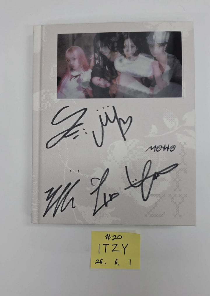 ITZY "Motto"- Hand Autograhped(Signed) Promo Album [26.06.01]