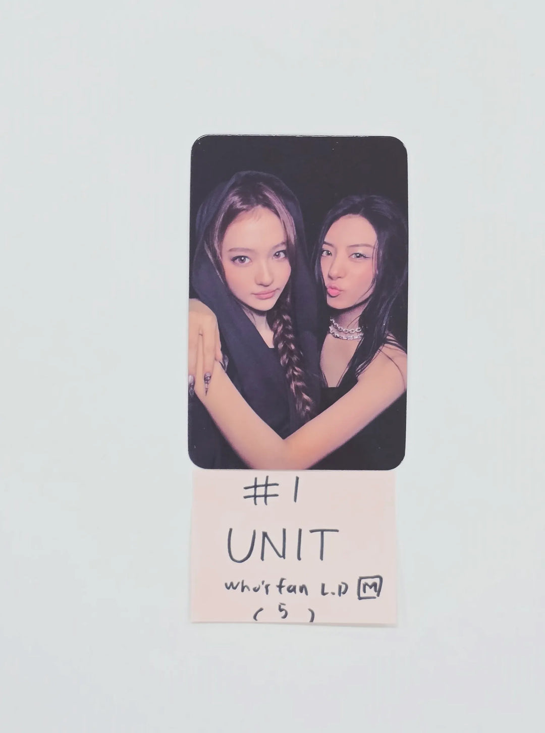 MEOVV THE 2nd EP ALBUM "BITE NOW" - Who&
