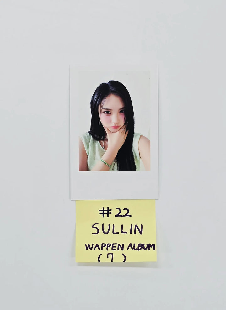 TripleS "LOVE&amp;POP pt.1" - Official Polaroid type Photocard (Wappen Album) [26.06.02]