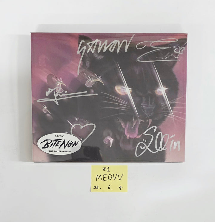 MEOVV "BITE NOW"  - Hand Autographed(Signed) Promo Album [26.06.04]