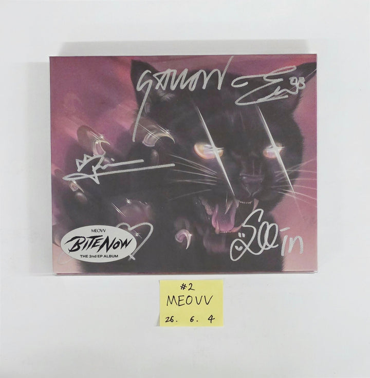 MEOVV "BITE NOW"  - Hand Autographed(Signed) Promo Album [26.06.04]