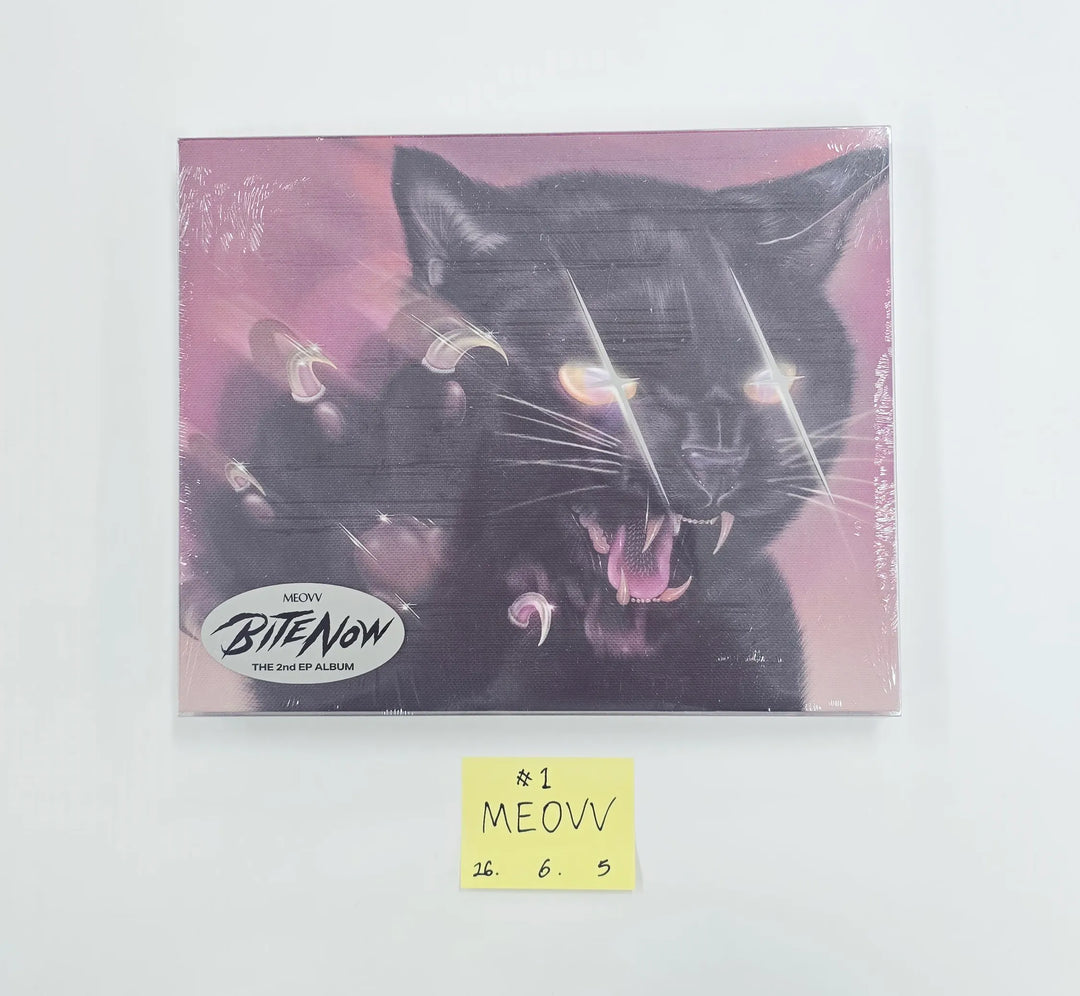 MEOVV "BITE NOW" - Album with Hand Autographed(Signed) Folded Poster [26.06.05]