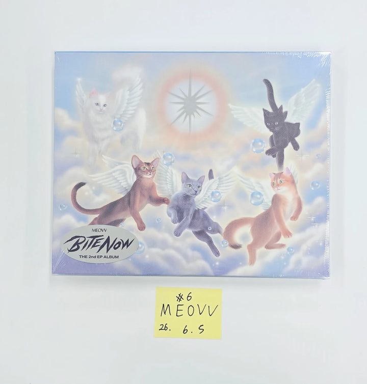 MEOVV "BITE NOW" - Album with Hand Autographed(Signed) Folded Poster [26.06.05]