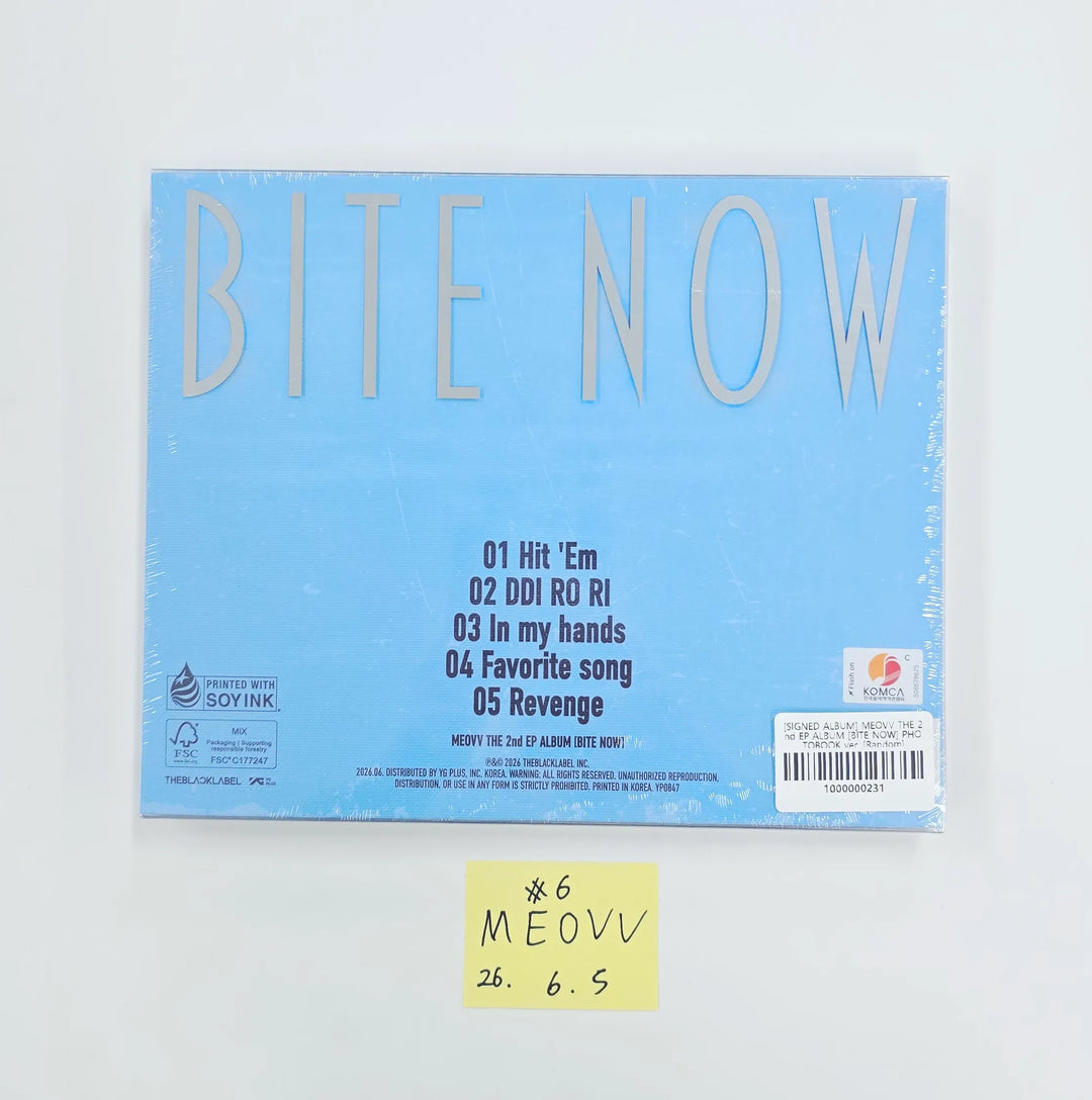 MEOVV "BITE NOW" - Album with Hand Autographed(Signed) Folded Poster [26.06.05]