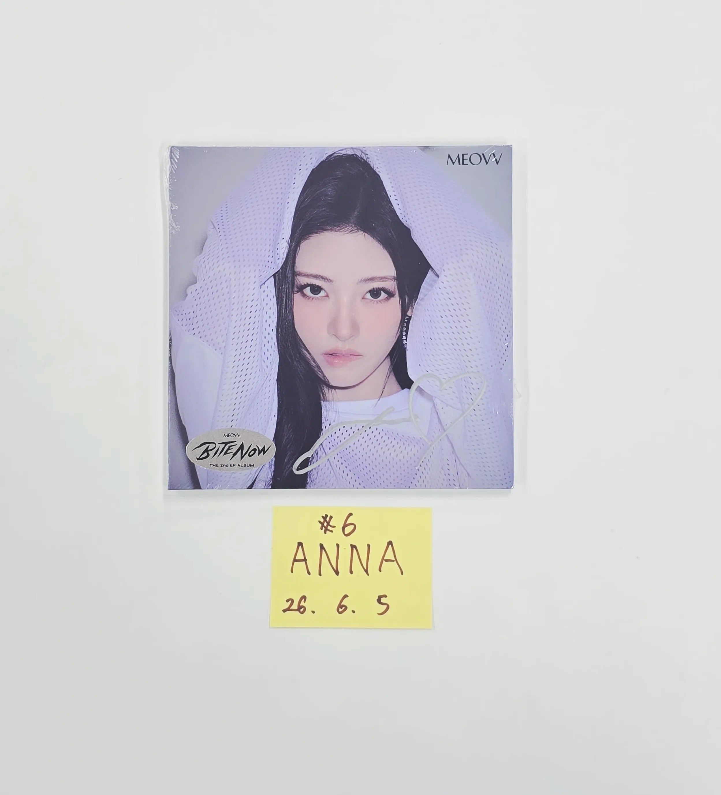 MEOVV BITE NOW アンナ 直筆サイン入りアルバム MEOVV ミヤオ bite now