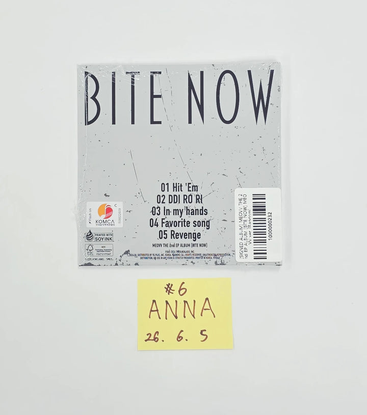 MEOVV "BITE NOW"  - Hand Autographed(Signed) Album [26.06.05]