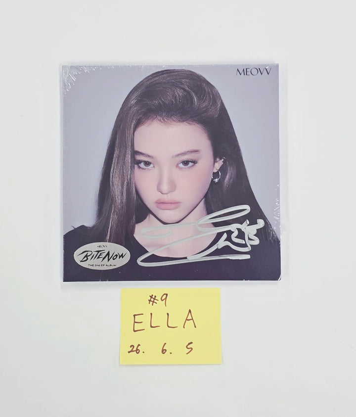 MEOVV "BITE NOW"  - Hand Autographed(Signed) Album [26.06.05]