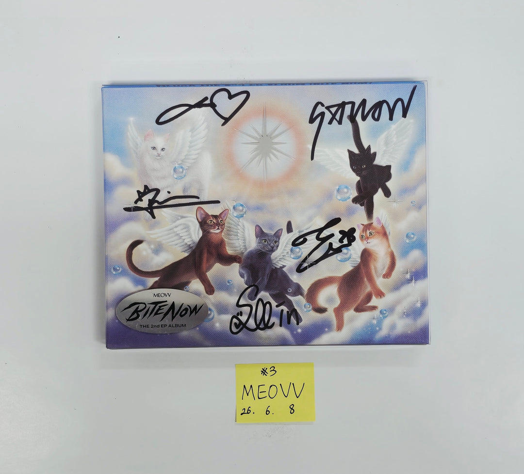 MEOVV "BITE NOW"  - Hand Autographed(Signed) Promo Album [26.06.08]