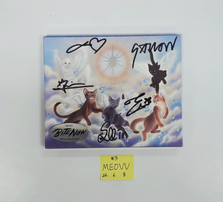 MEOVV "BITE NOW"  - Hand Autographed(Signed) Promo Album [26.06.08]