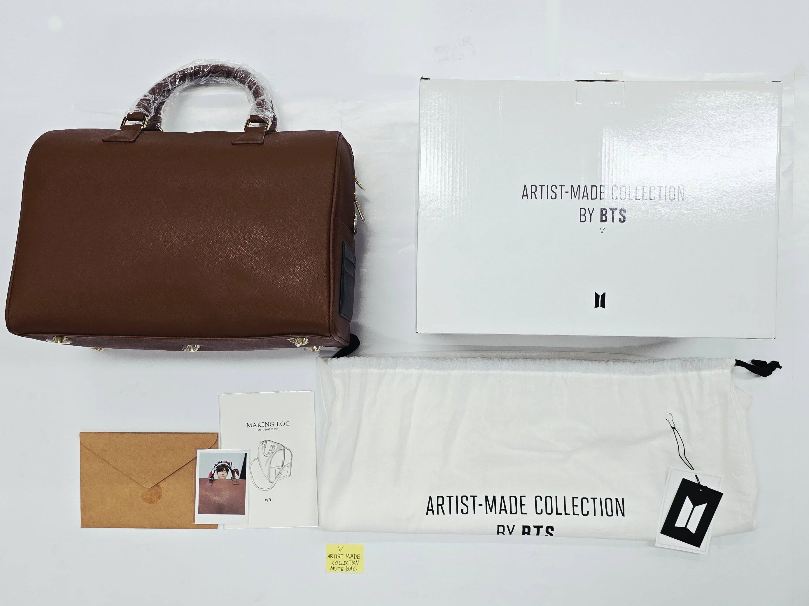 V (of BTS) - ARTIST-MADE COLLECTION MUTEBAG [26.06.08]
