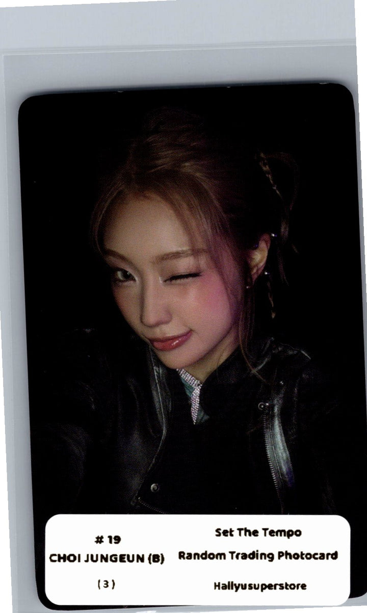 IZNA "SET THE TEMPO" - POP-UP Store Random Trading Photocard (B Ver.) [26.06.09]