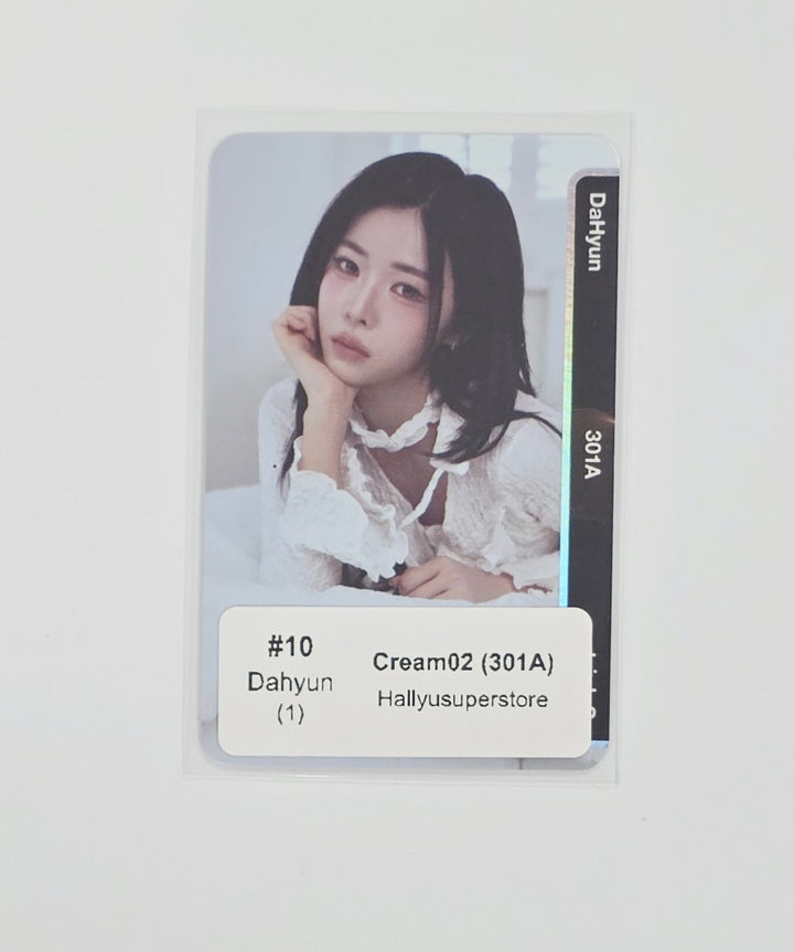 TripleS "LOVE&amp;amp;POP pt.1" - Official Objekt Music Album Photocard [26.06.12] (Restocked 6/18)