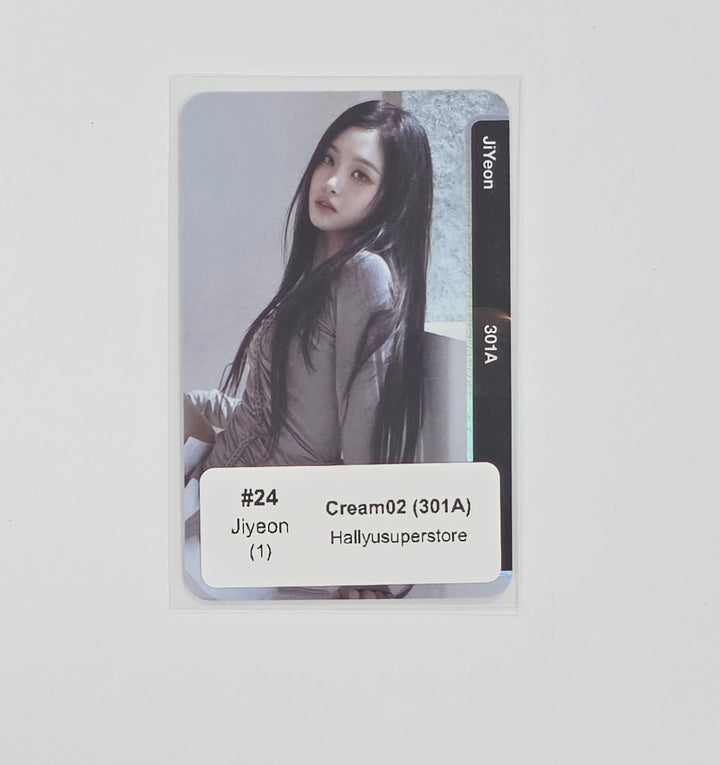 TripleS "LOVE&amp;amp;POP pt.1" - Official Objekt Music Album Photocard [26.06.12] (Restocked 6/18)