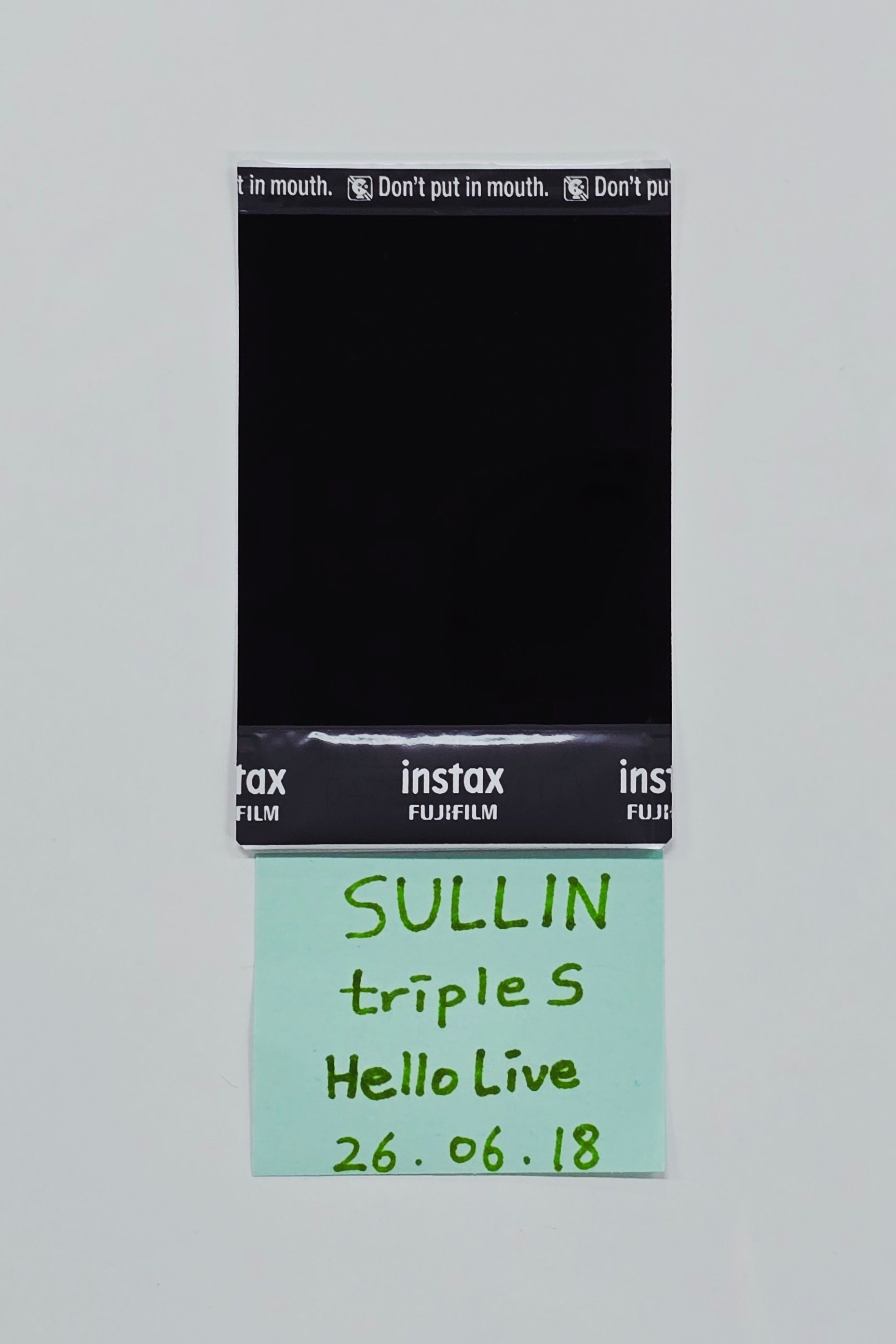 SULLIN (of TripleS) - Hand Autographed(Signed) Polaroid [26.06.18