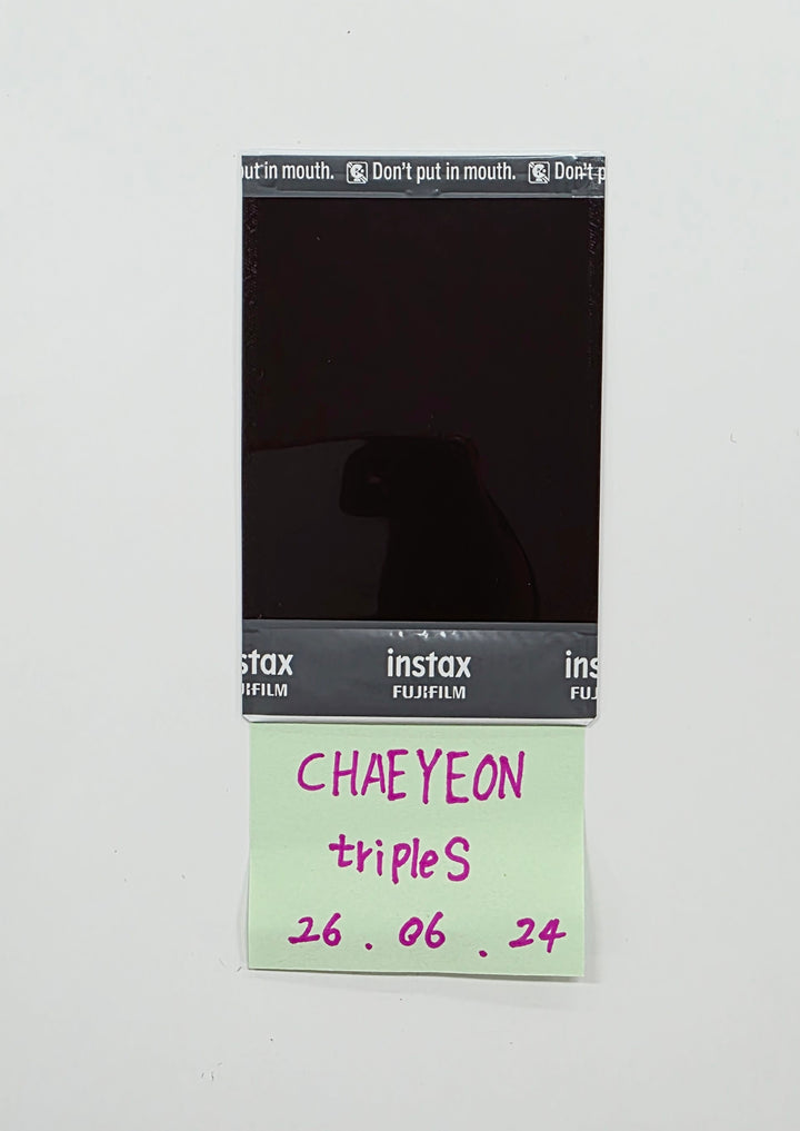 CHAEYEON (of TripleS) - Hand Autographed(Signed) Polaroid [26.06.24]
