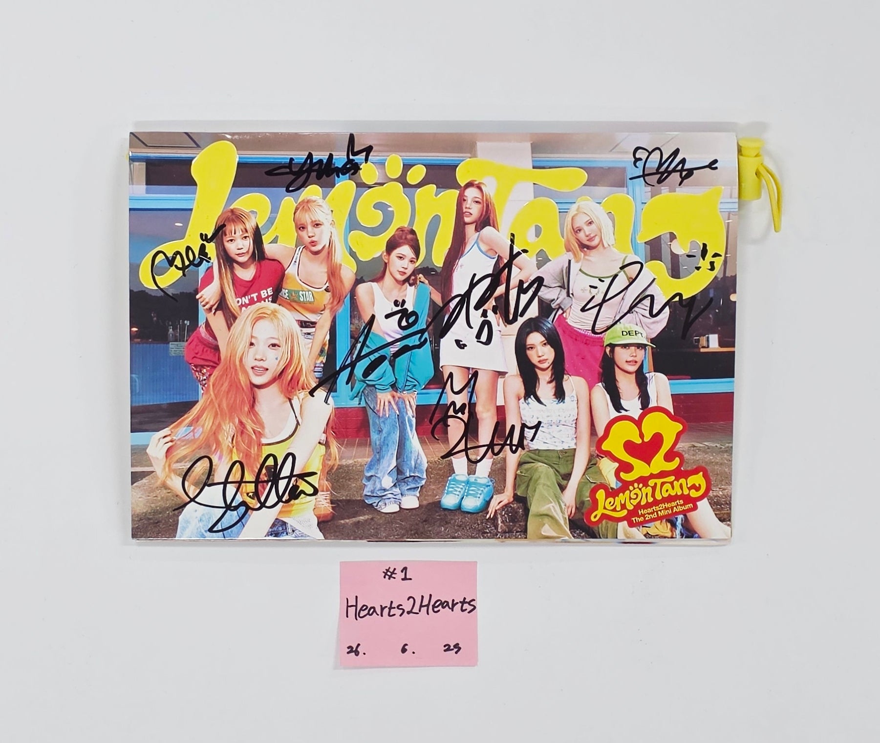 Hearts2Hearts – HALLYUSUPERSTORE