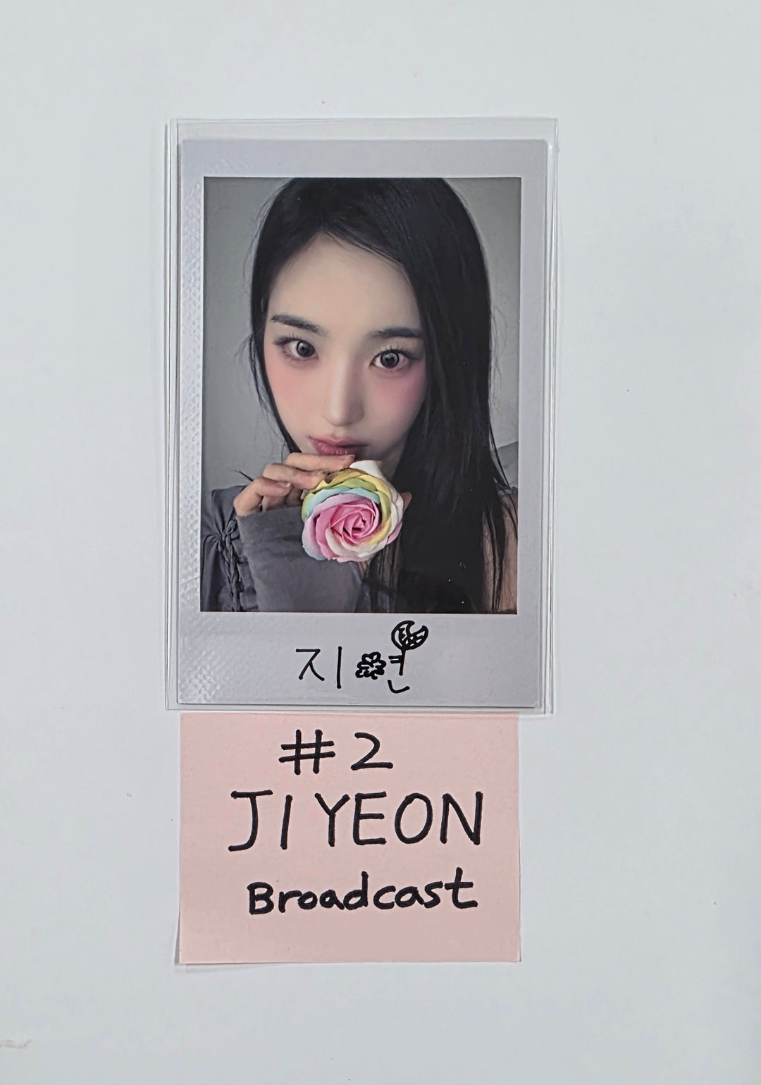 Triples - Broadcast Polaroide type Photocard [26.06.30]
