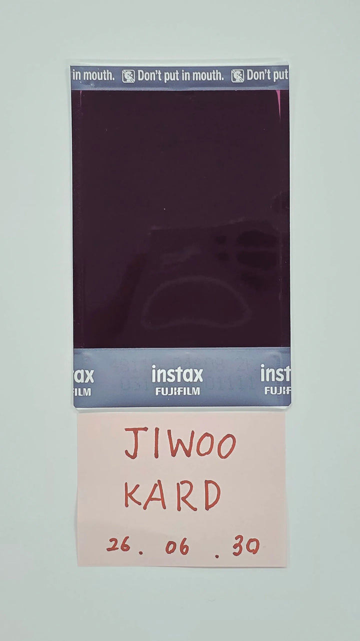 JIWOO (of KARD) - Hand Autographed(Signed) Polaroid [26.06.30]