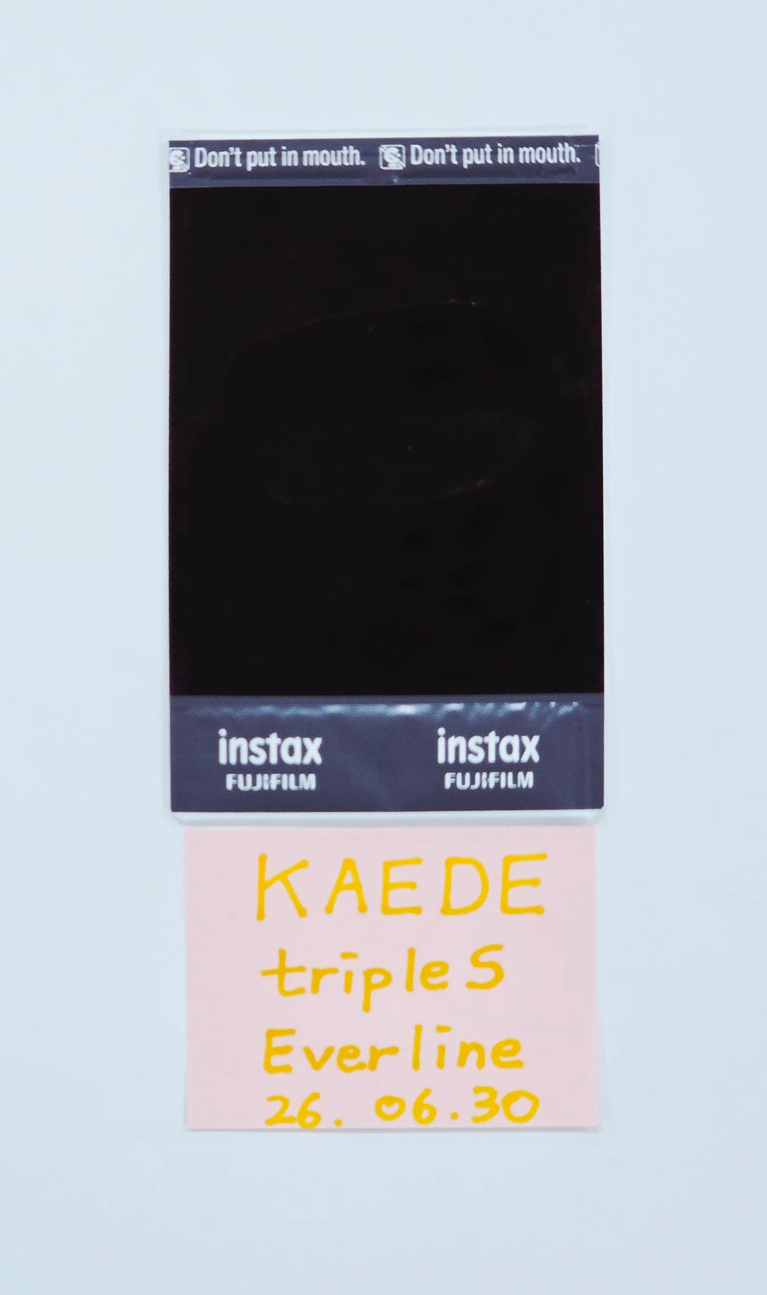 KAEDE (of TripleS) - Hand Autograhped(Signed) Polaroid [26.06.30]