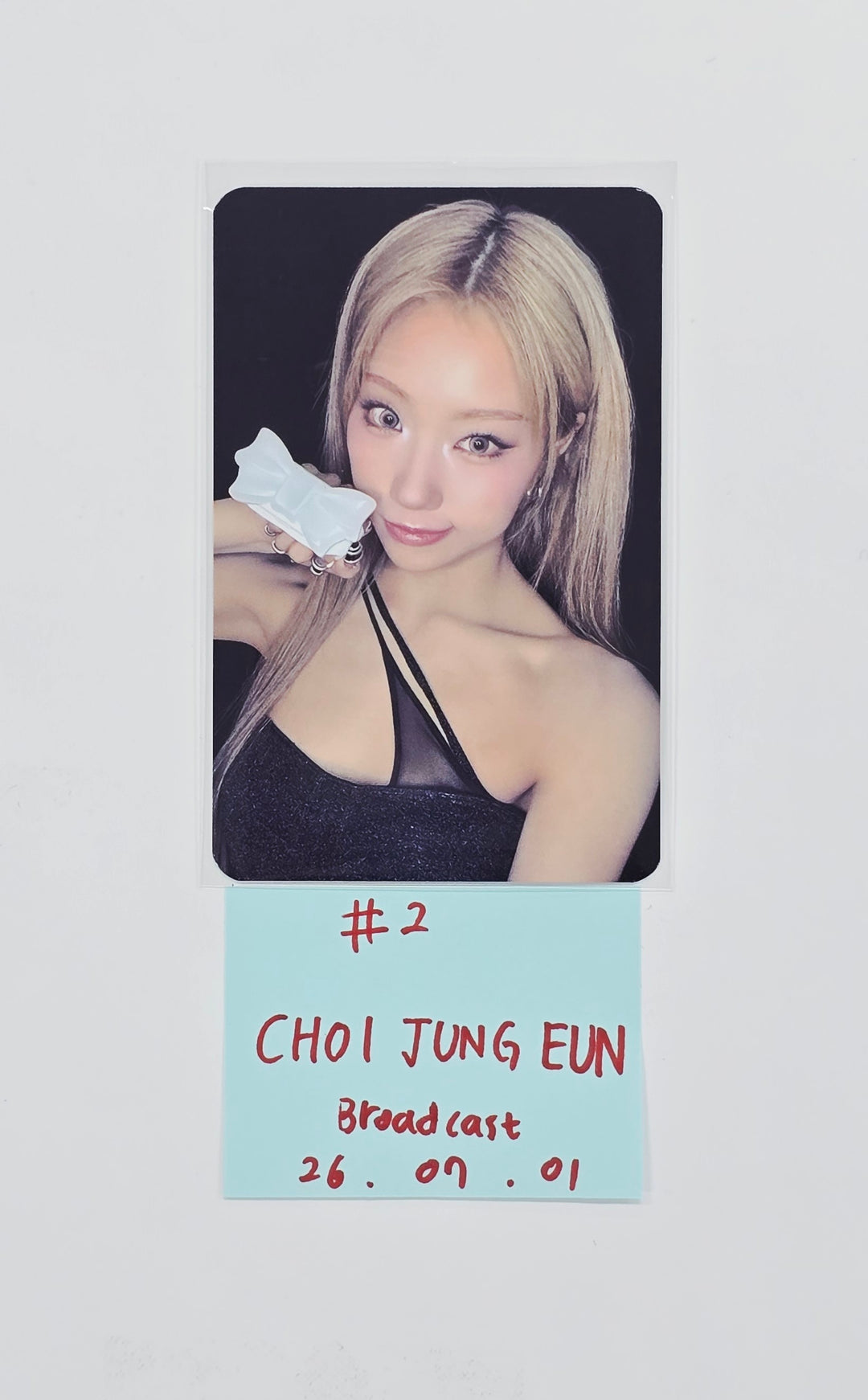 IZNA "METRONOME" - Broadcast Photocard [26.07.01]