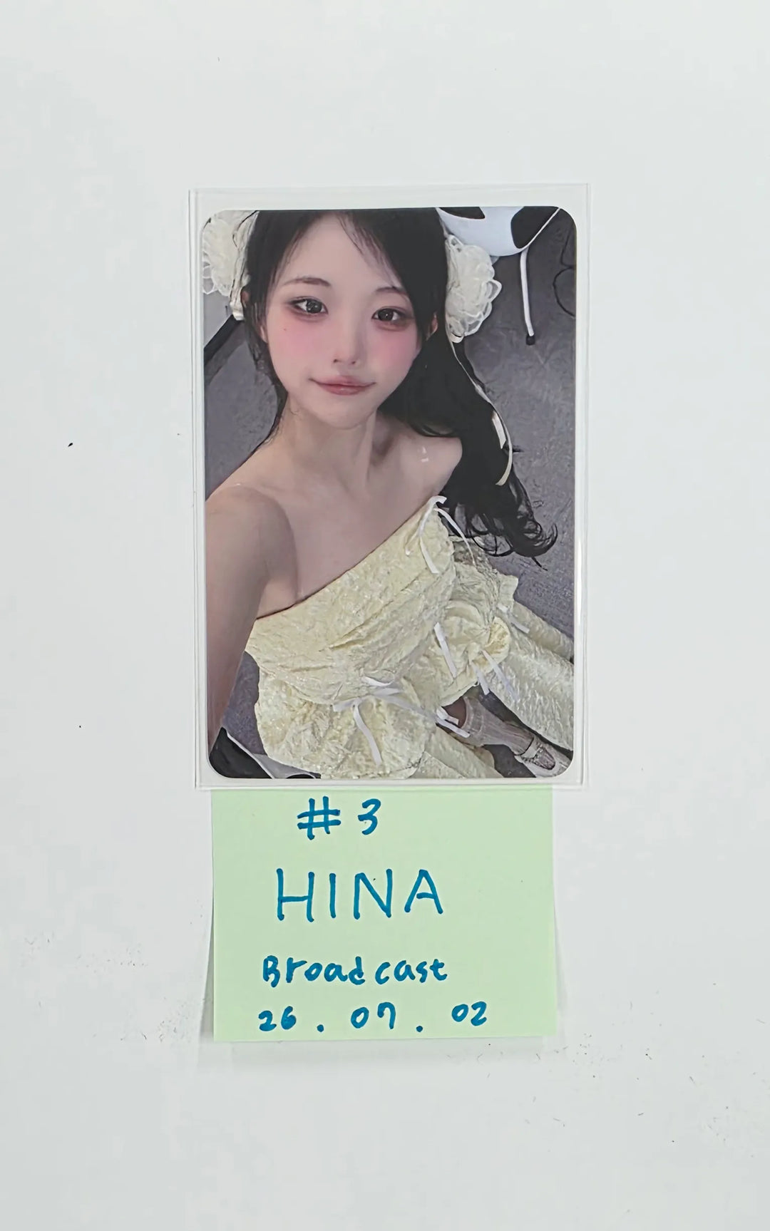 QWER - ENA Broadcast Photocard [26.07.02]