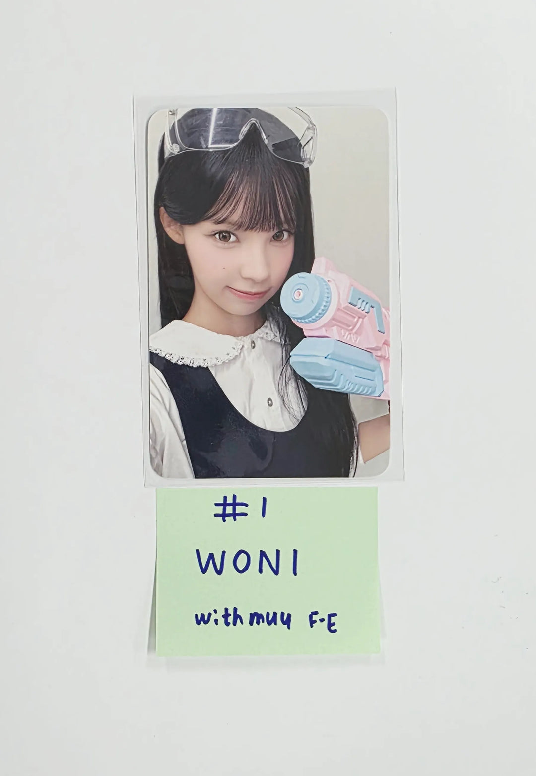 RESCENE "Runaway" - Withmuu Fansign Event Photocard [26.07.02]