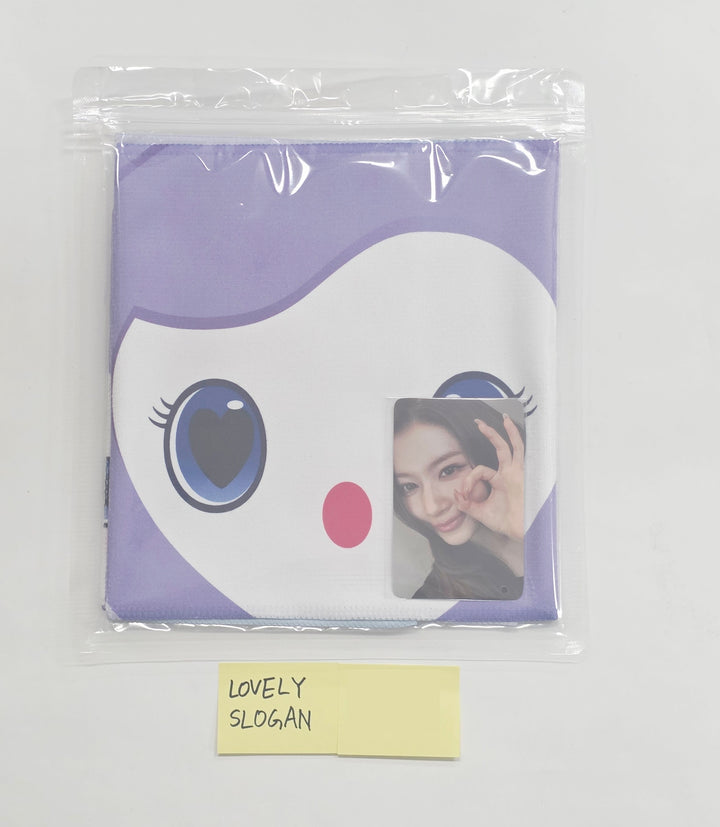 TWICE - <THIS IS FOR> WORLD TOUR FINALE in SEOUL POP-UP Store MD (2) [26.07.03]