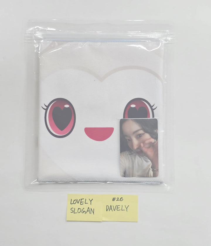 TWICE - <THIS IS FOR> WORLD TOUR FINALE in SEOUL POP-UP Store MD (2) [26.07.03]