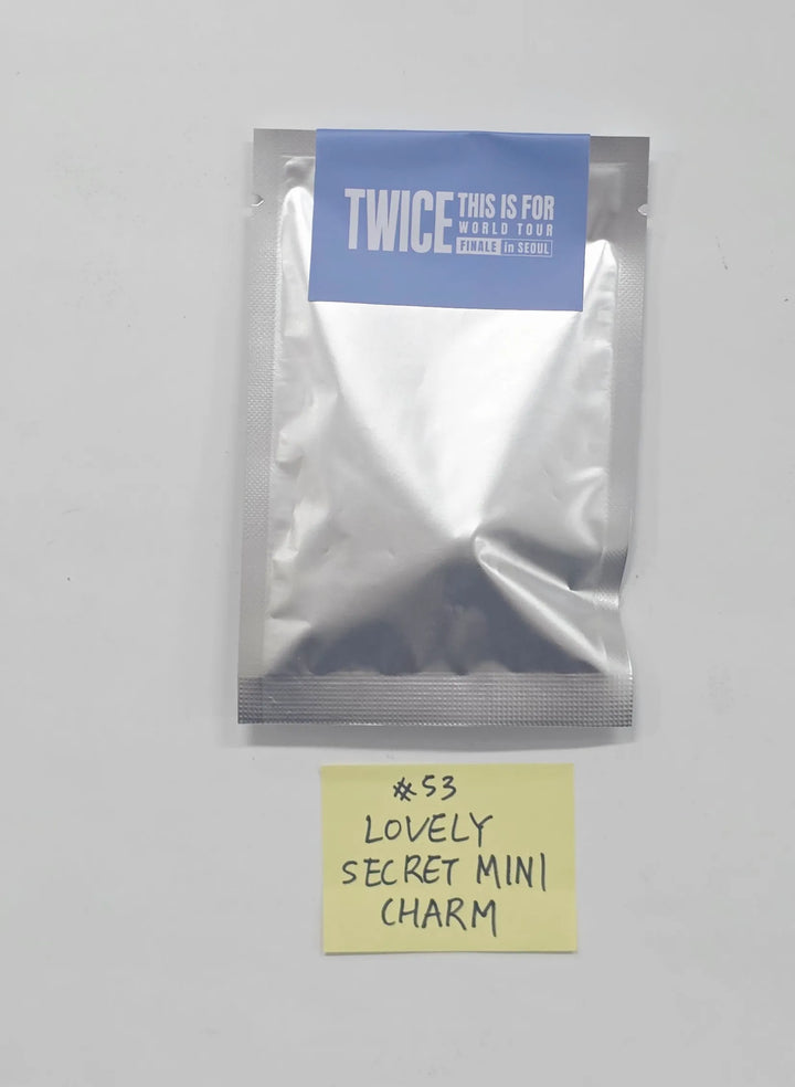 TWICE - <THIS IS FOR> WORLD TOUR FINALE in SEOUL POP-UP Store MD (3) [26.07.03]