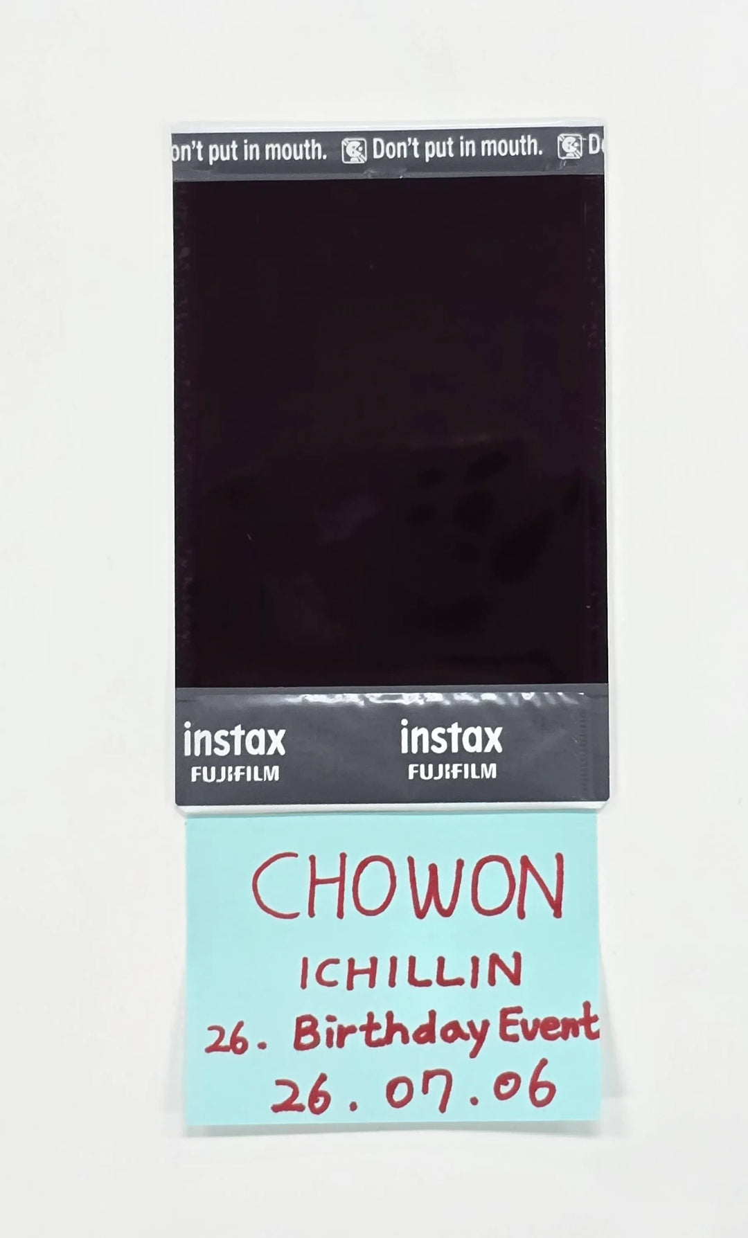 CHOWON (of ICHILLIN) - Hand Autographed(Signed) Polaroid [26.07.06]