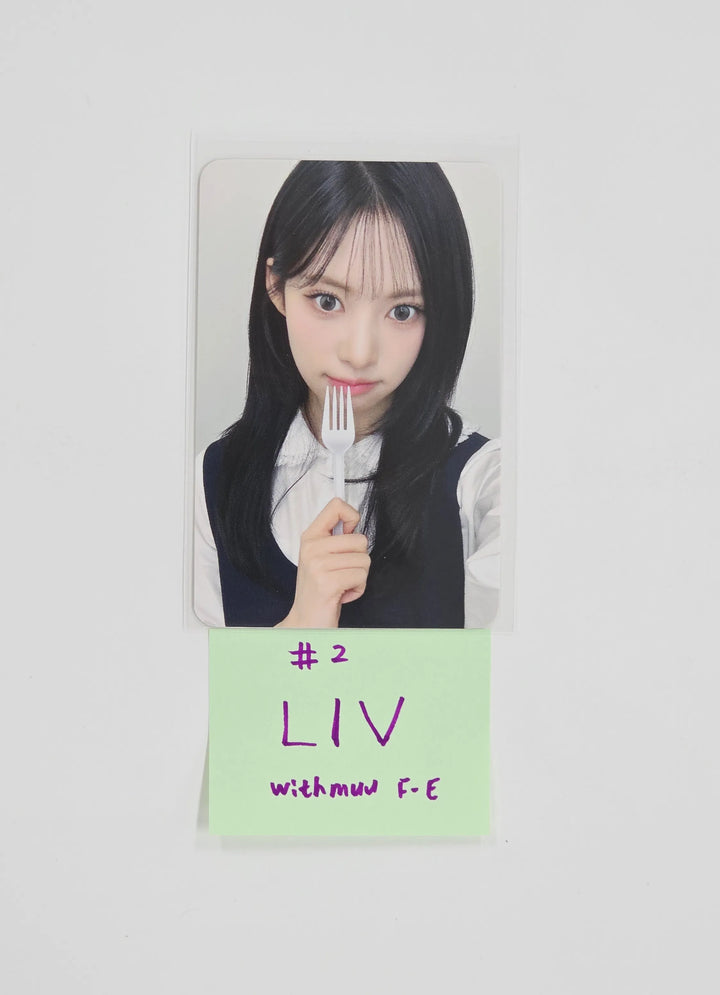 RESCENE "Runaway" - Withmuu Fansign Event Photocard R2 [26.07.07]
