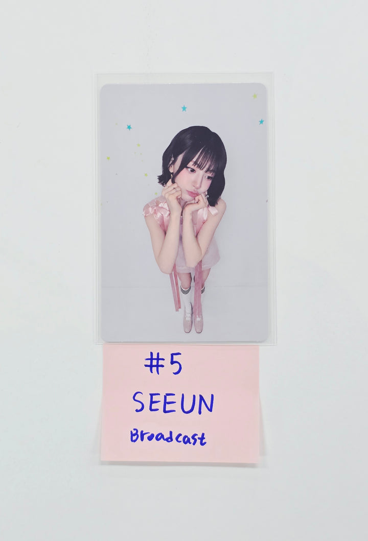 StayC "2:LOVE" - Broadcast Photocard [26.07.08]