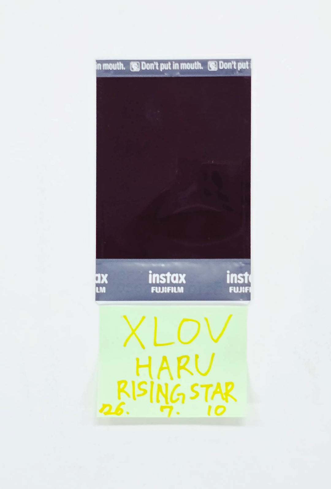 HARU (of XLOV) - Hand Autograhped(Signed) Polaroid [26.07.10]