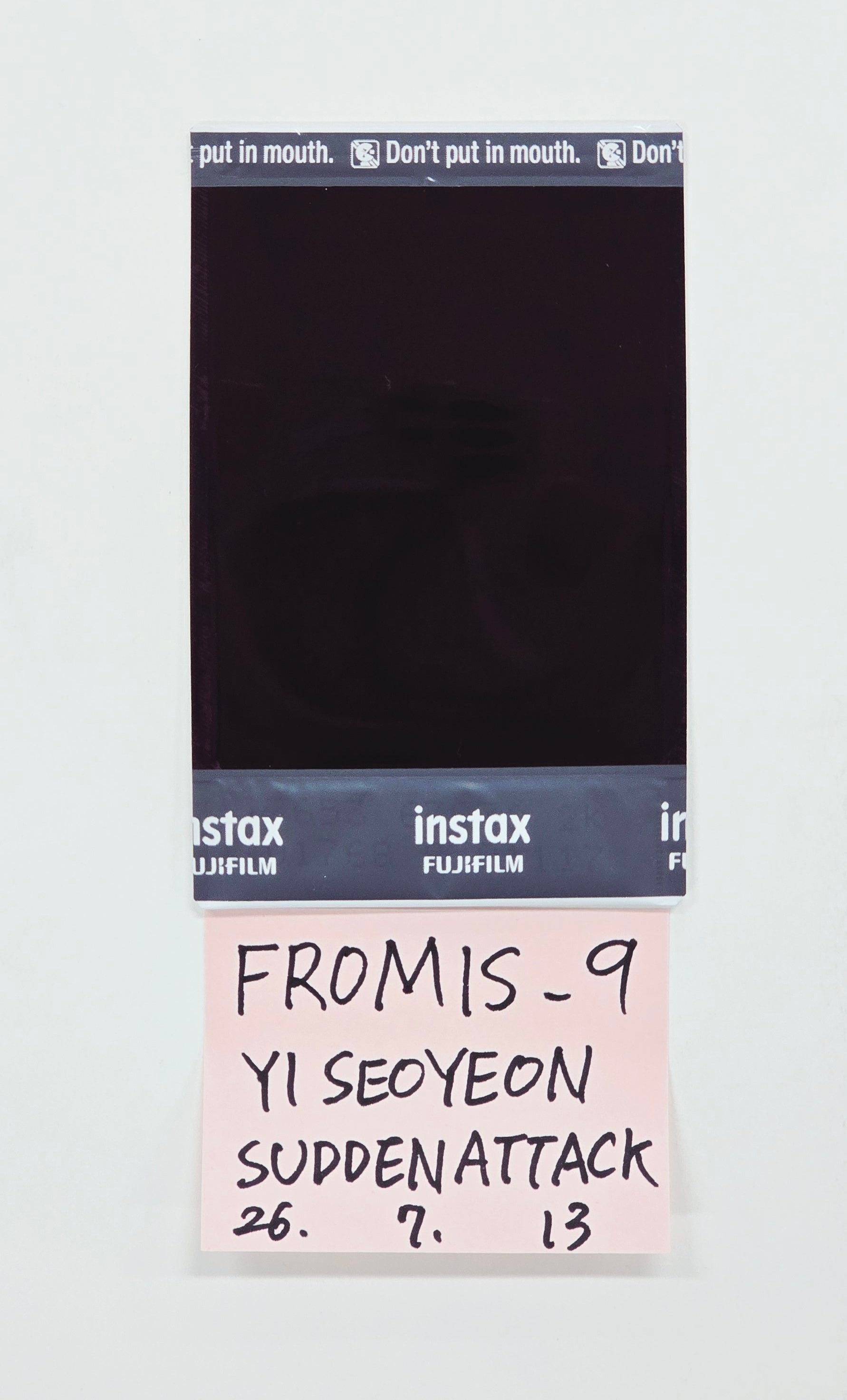 USPEER SOEE ソイ ヨントン当選者特典 Sign Polaroid YI SEOYEON (of Fromis_9) - Hand Autographed(Signed) Polaroid