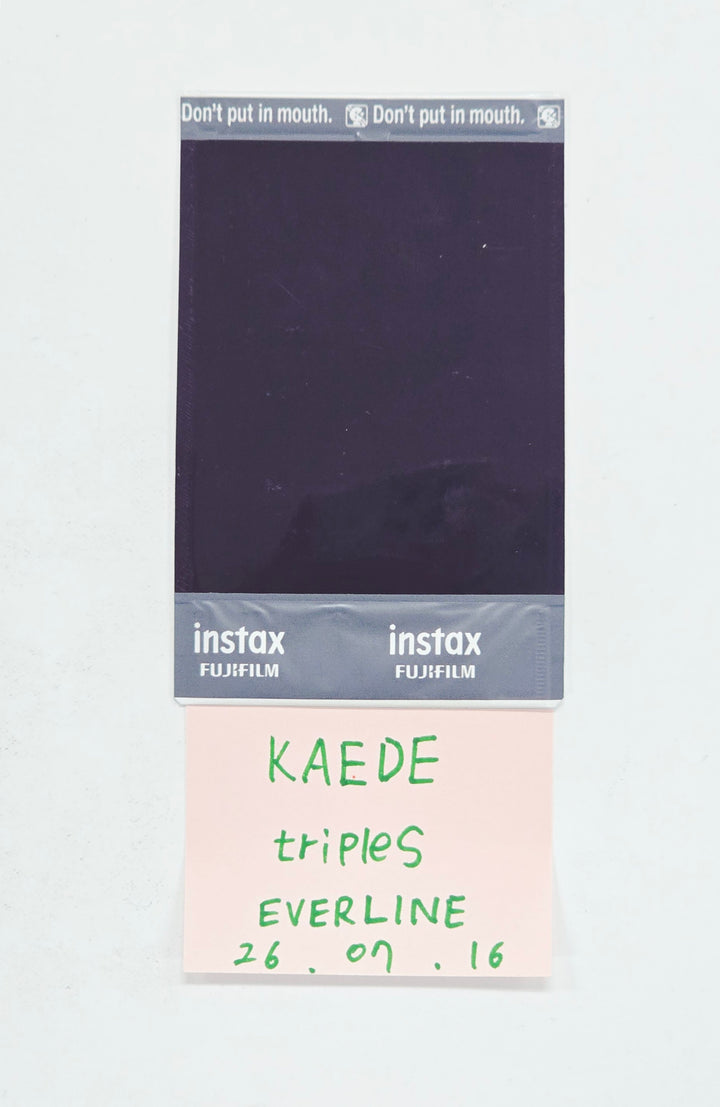 KAEDE (of TripleS) - Hand Autograhped(Signed) Polaroid [26.07.16]